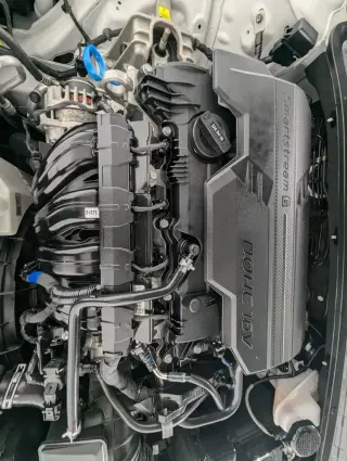 Hyundai ELANTRA 2025 SEL Conveniencia 4dr Sedan
