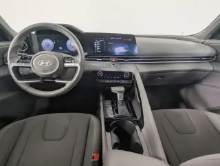 Hyundai ELANTRA 2025 SEL Conveniencia 4dr Sedan