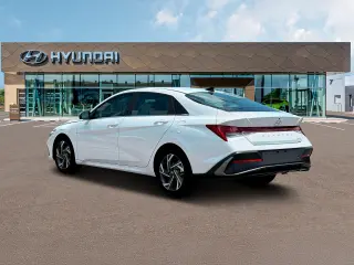 Hyundai ELANTRA 2024 Limited 4p Sedan