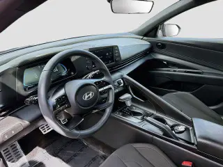 Hyundai ELANTRA 2026 SEL Sport 4dr Sedan