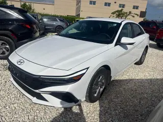 Hyundai ELANTRA 2024 SE 4dr Sedán