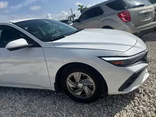 Hyundai ELANTRA 2024 SE 4dr Sedán