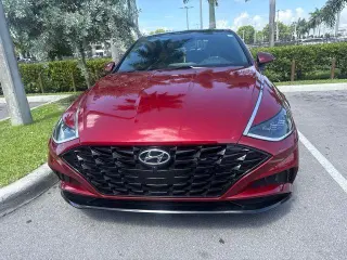 Hyundai SONATA 2023 Limited 4dr Sedán