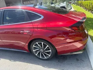Hyundai SONATA 2023 Limited 4dr Sedán