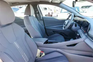 Hyundai ELANTRA 2024 SEL 4dr Sedán