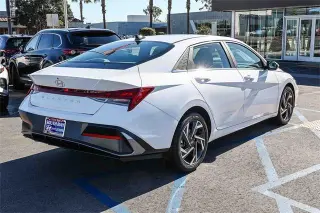 Hyundai ELANTRA 2024 SEL 4dr Sedán