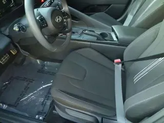 Hyundai Elantra 2026 SEL Sport 4dr Sedán