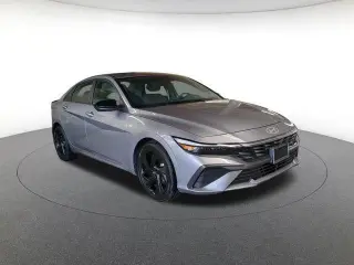 Hyundai Elantra 2026 SEL Sport sedán de 4 puertas