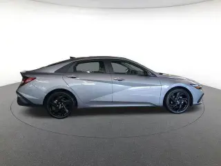 Hyundai Elantra 2026 SEL Sport sedán de 4 puertas