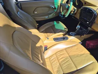 Carrera 2dr Cabriolet Porsche 911 2001