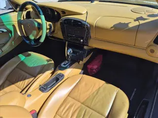 Carrera 2dr Cabriolet Porsche 911 2001