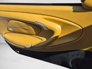 Carrera 2dr Cabriolet Porsche 911 2001