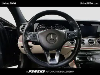 Clase E de Mercedes-Benz 2017 E 300 4dr Sedan
