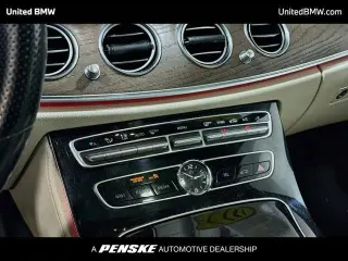 Clase E de Mercedes-Benz 2017 E 300 4dr Sedan