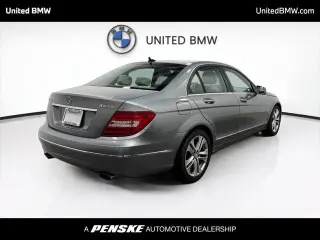 Mercedes-Benz Clase C 2014 AWD C 300 Luxury 4MATIC Sedán de 4 puertas