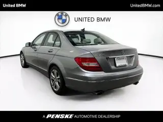 Mercedes-Benz Clase C 2014 AWD C 300 Luxury 4MATIC Sedán de 4 puertas