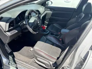 Hyundai ELANTRA 2019 Sport 4dr Sedán 6M