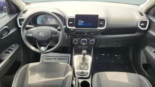 Hyundai VENUE 2024 Limited 4p Crossover