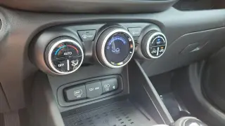 Hyundai VENUE 2024 Limited 4p Crossover