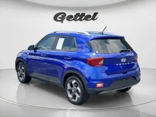 Hyundai VENUE 2024 Limited 4p Crossover