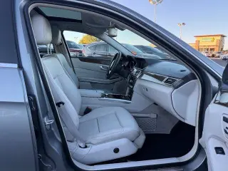Mercedes-Benz Clase E 2014 E 350 Luxury Sedán de 4 puertas