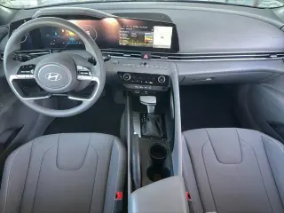 Hyundai ELANTRA 2024 SEL 4dr Sedan