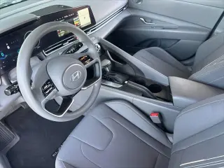 Hyundai ELANTRA 2024 SEL 4dr Sedan