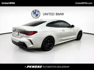BMW Serie 4 2022 M440i Coupé 2p