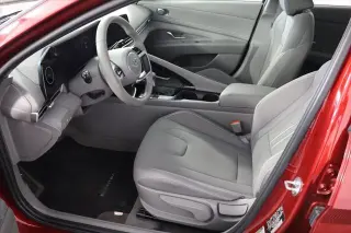 Hyundai ELANTRA 2023 SEL 4p Sedan SULEV