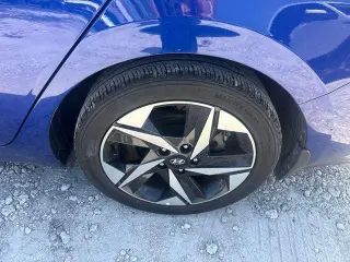 Hyundai ELANTRA 2023 Limited 4dr Sedan