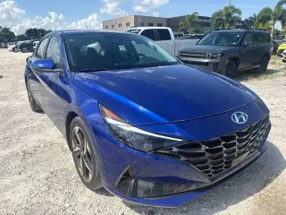 Hyundai ELANTRA 2023 Limited 4dr Sedan