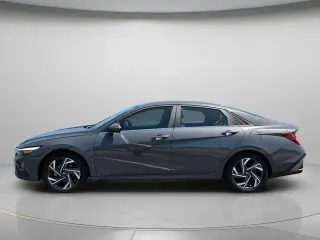 Hyundai ELANTRA Híbrido 2024 Limited Sedán de 4 puertas