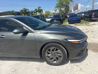 Hyundai ELANTRA 2024 SEL 4dr Sedan