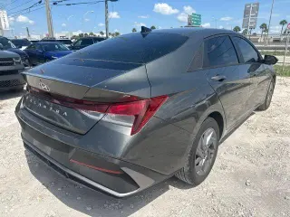 Hyundai ELANTRA 2024 SEL 4dr Sedan
