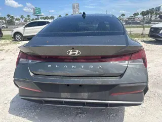 Hyundai ELANTRA 2024 SEL 4dr Sedan