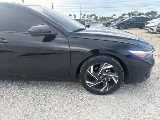 Hyundai ELANTRA 2025 SEL Sport 4dr Sedan