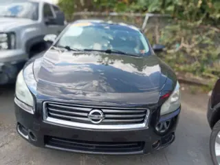 Nissan Maxima 2012