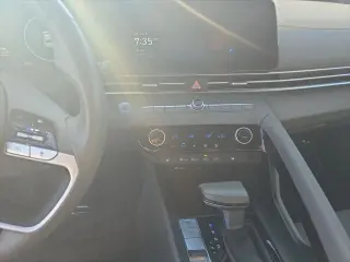 Hyundai ELANTRA 2025 SEL Conveniencia 4p Sedán