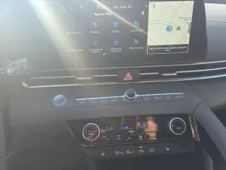 Hyundai ELANTRA 2025 SEL Conveniencia 4p Sedán
