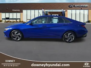 Hyundai ELANTRA 2025 SEL Conveniencia 4p Sedán