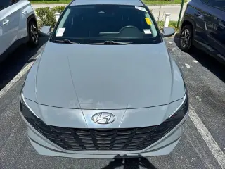 Hyundai ELANTRA Híbrido 2021 Azul 4p Sedán