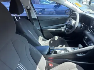 Hyundai ELANTRA Híbrido 2021 Azul 4p Sedán