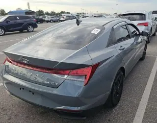 Hyundai ELANTRA Híbrido 2021 Azul 4p Sedán