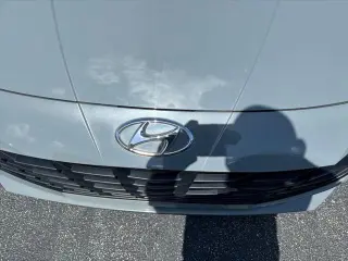 Hyundai ELANTRA Híbrido 2021 Azul 4p Sedán