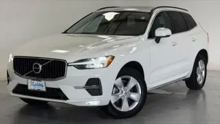 Volvo XC60 2022 tracción en todas las ruedas B5 Momentum 4p SUV