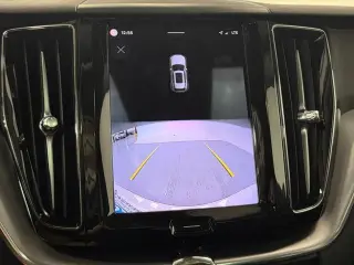 Volvo XC60 2022 tracción en todas las ruedas B5 Momentum 4p SUV