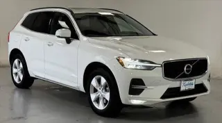 Volvo XC60 2022 tracción en todas las ruedas B5 Momentum 4p SUV