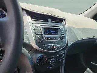 Hyundai ACCENT 2016 SE 4p Hatchback 6A