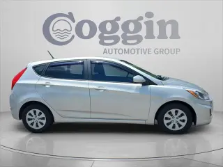 Hyundai ACCENT 2016 SE 4p Hatchback 6A