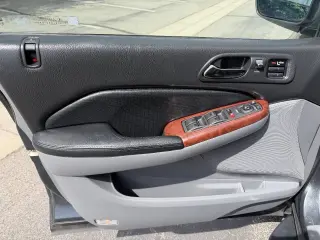 2004 Acura MDX